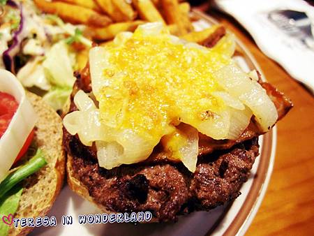 [食記] 中山站 Forkers佛客漢堡 ☛幾霸婚的漢堡、六十分的服務 @大食女 in Wonderland