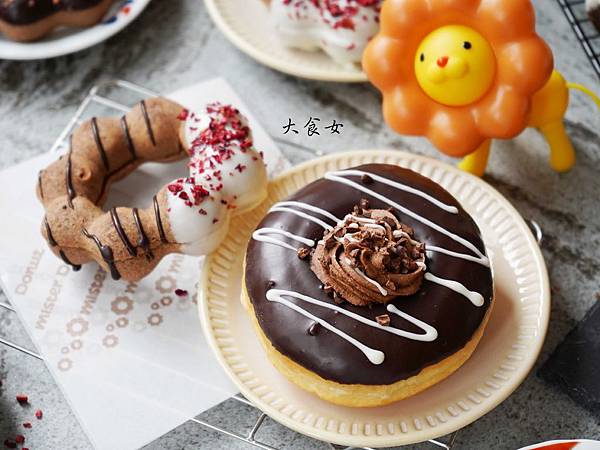 Mister Donut X 世界巧克力冠軍聯手打造可可系列甜甜圈！巧克力控快衝！XD @大食女 in Wonderland