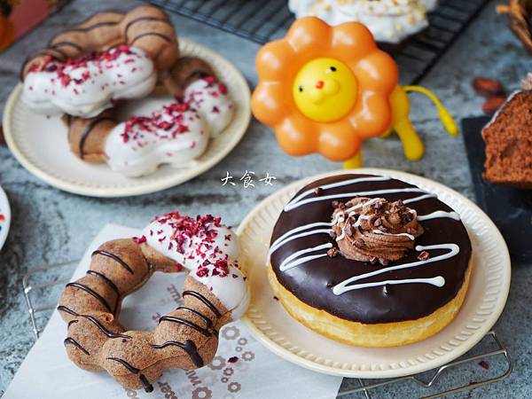 Mister Donut X 世界巧克力冠軍聯手打造可可系列甜甜圈！巧克力控快衝！XD @大食女 in Wonderland
